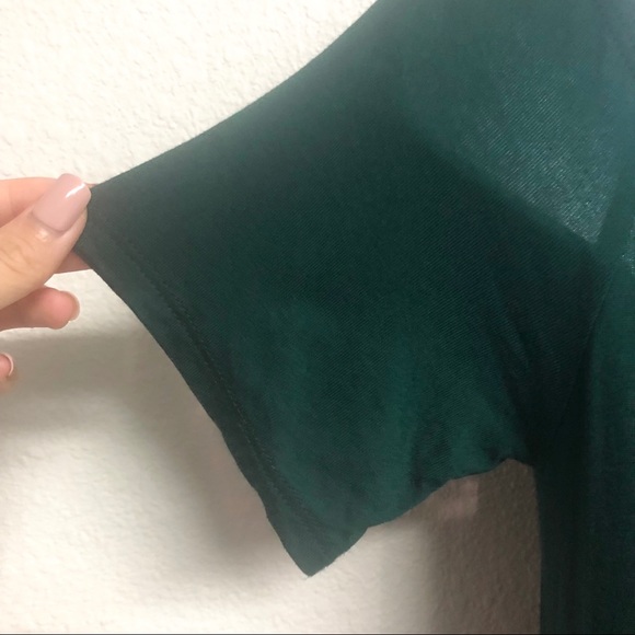 Green off shoulder Top - Picture 4 of 4